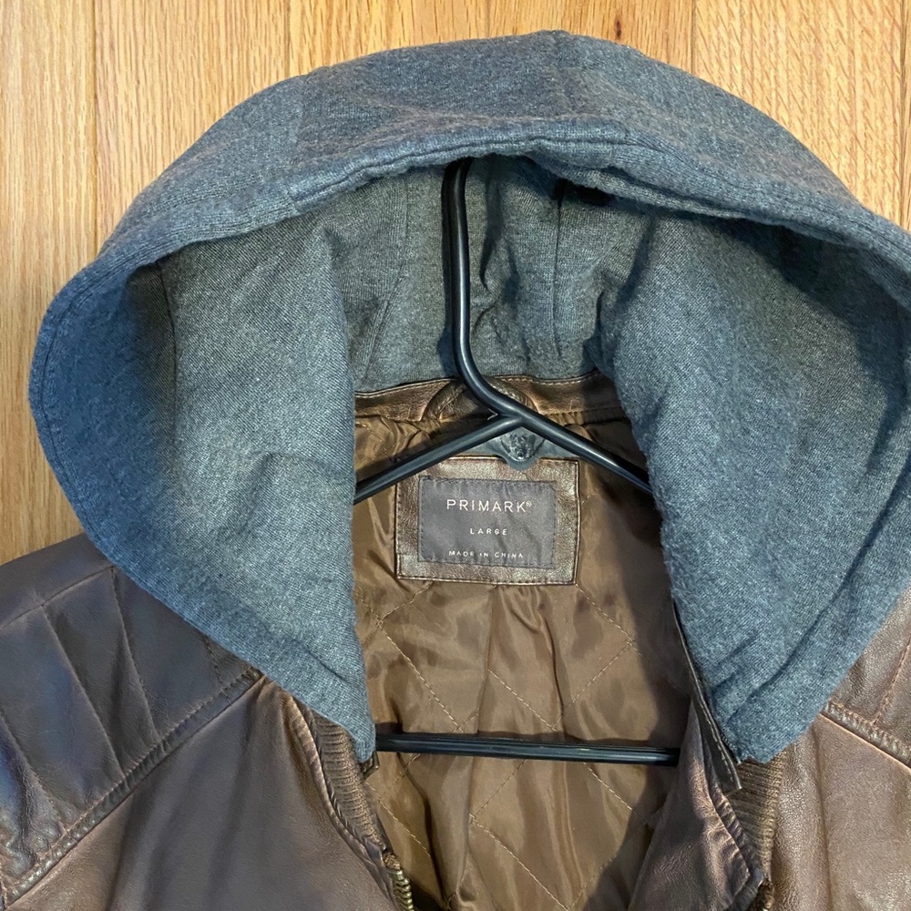 Leather jacket - Picture 2 of 2